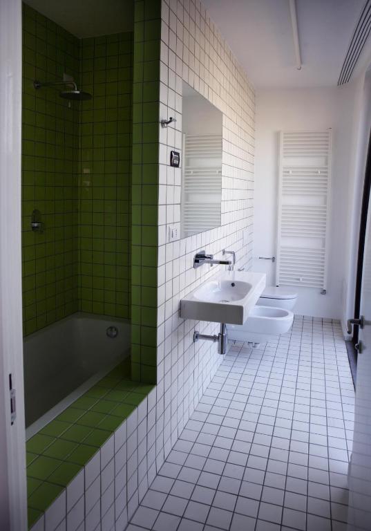 Mxp Rooms Guest House Cardano Al Campo Eksteriør billede