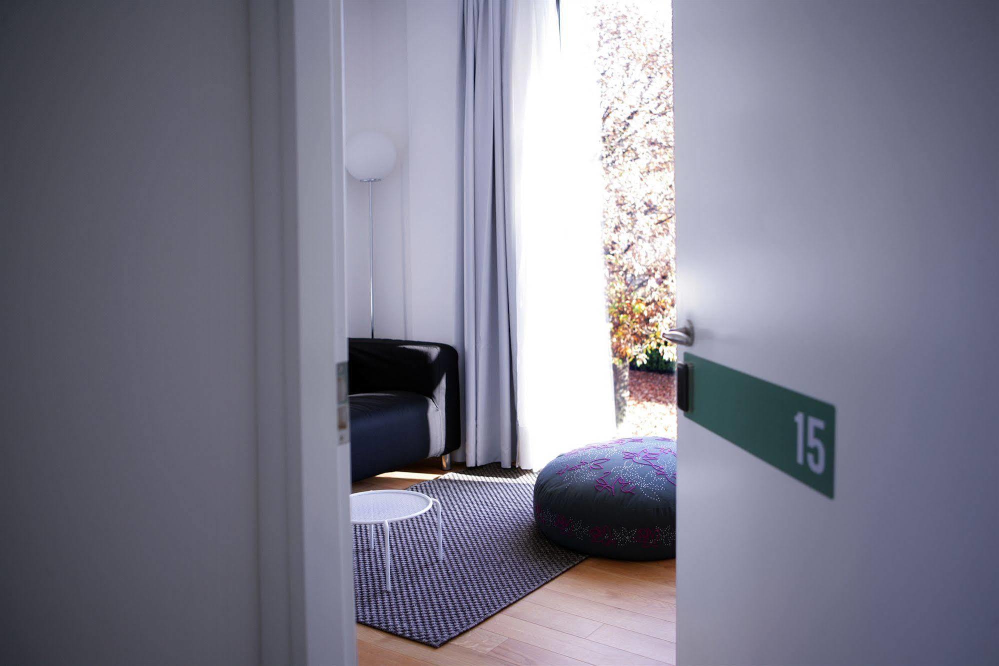 Mxp Rooms Guest House Cardano Al Campo Eksteriør billede