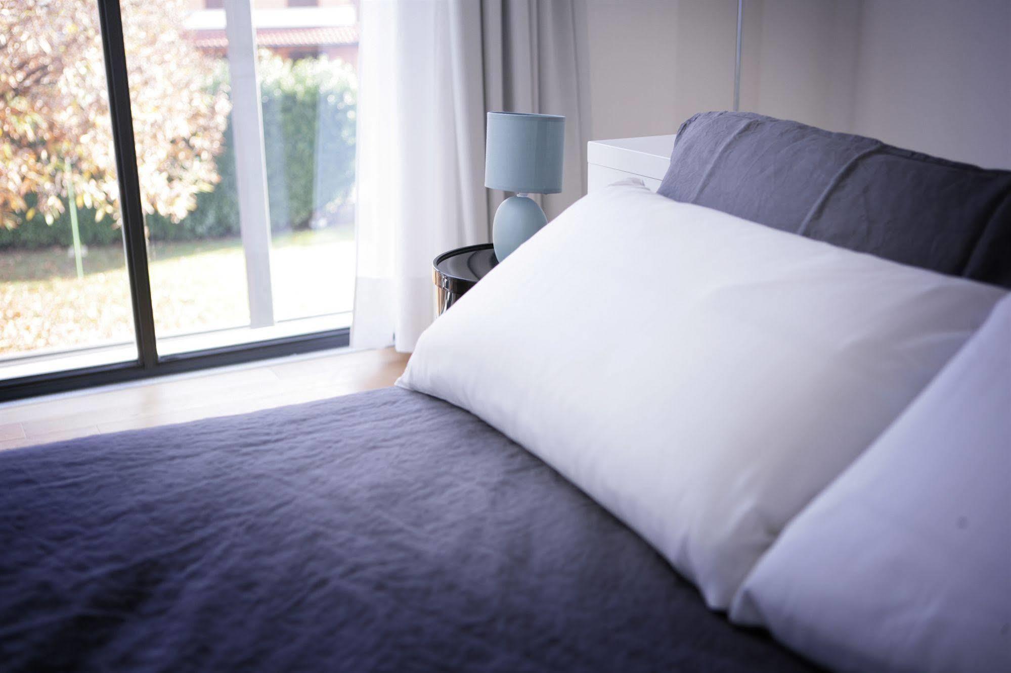 Mxp Rooms Guest House Cardano Al Campo Eksteriør billede
