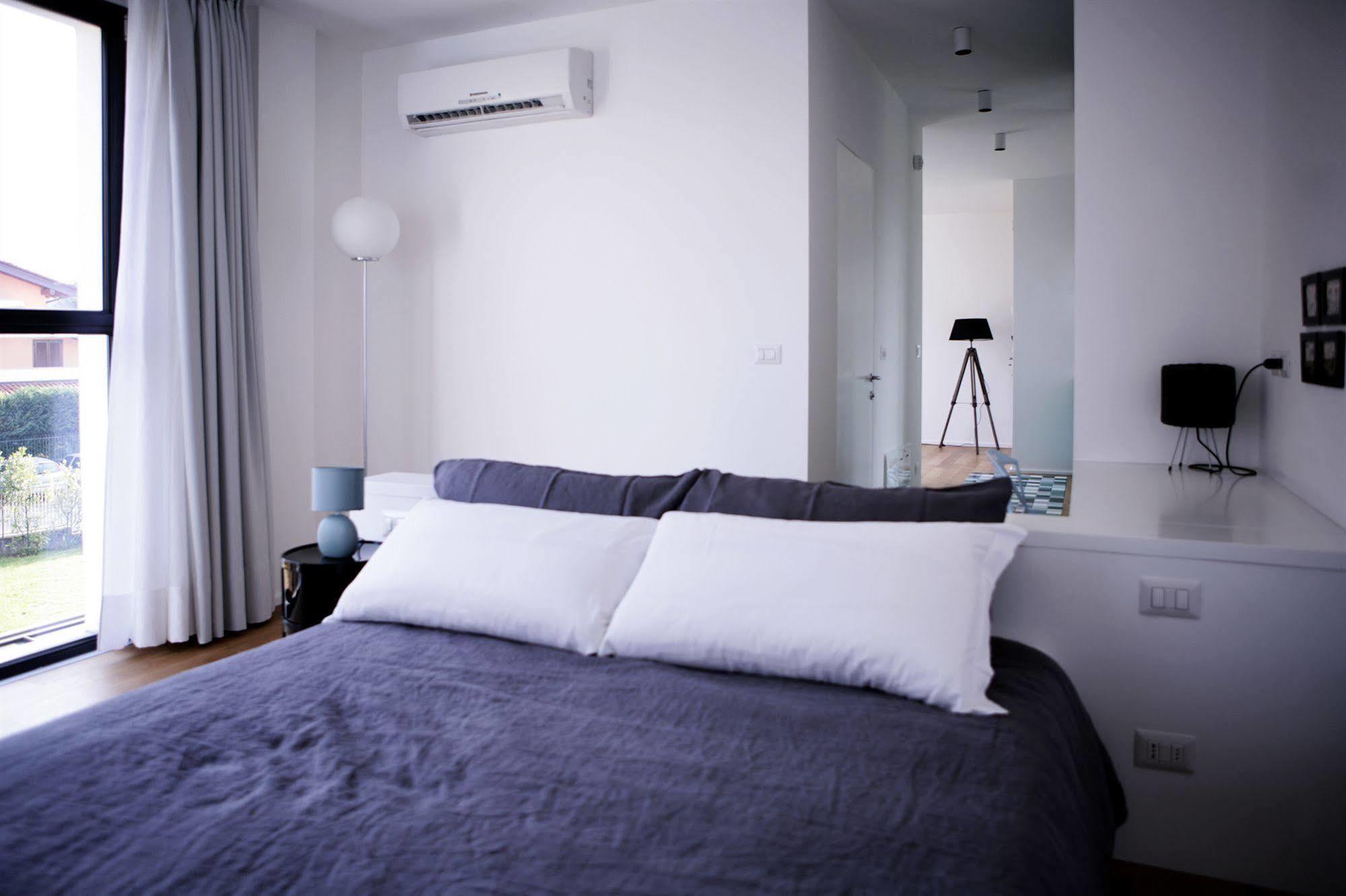Mxp Rooms Guest House Cardano Al Campo Eksteriør billede